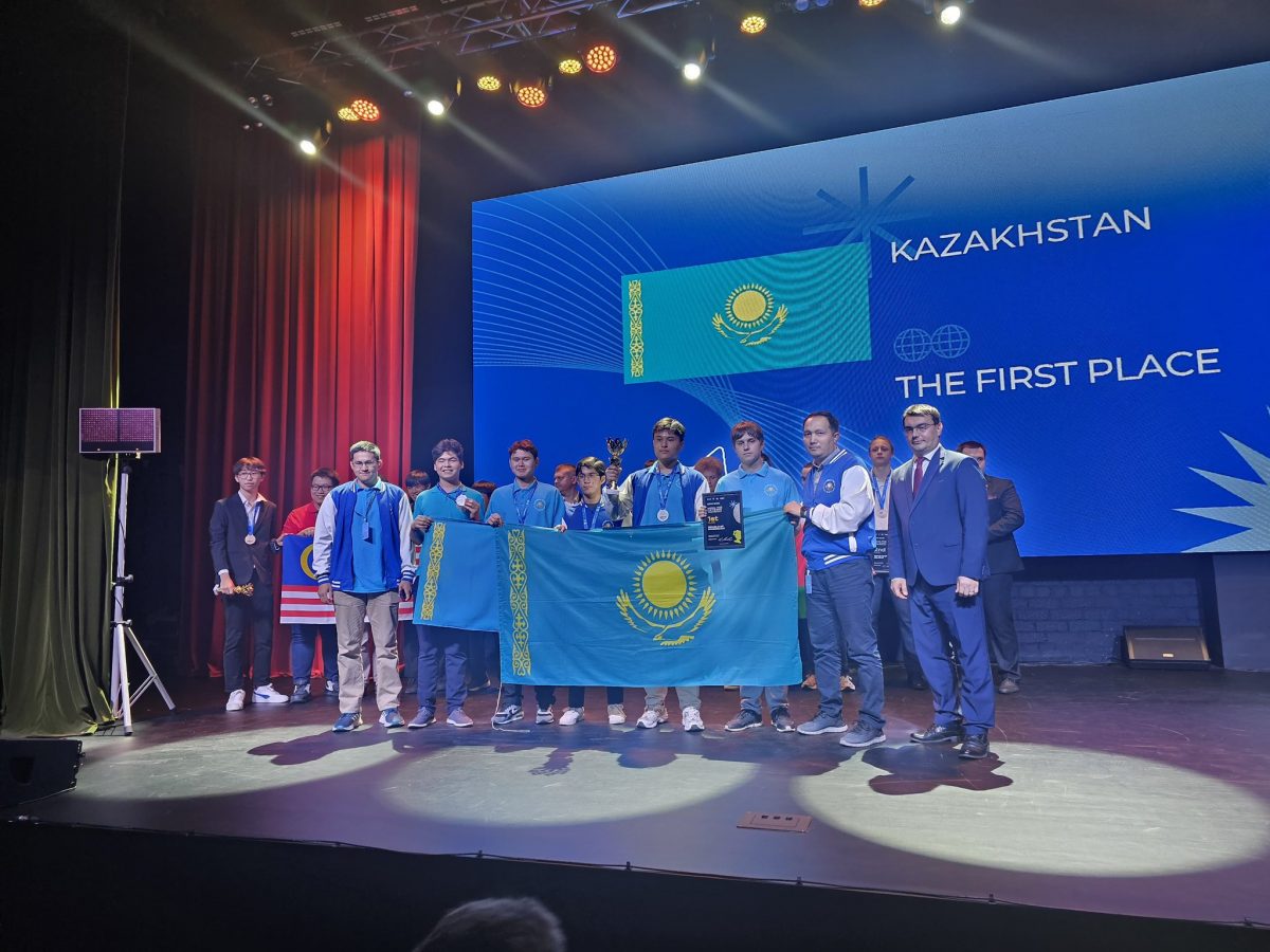 Казахстанские школьники стали абсолютными чемпионами Международной олимпиады по физике
